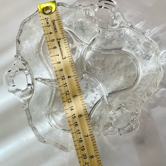Vintage Cambridge Glass Rose Point 3 Section Relish Dish Decorative Candy - Picture 2 of 4